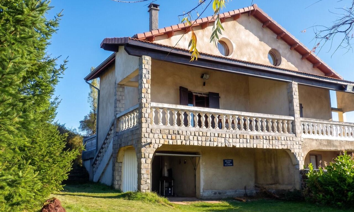 Coucouron House | Homerez - House in Coucouron