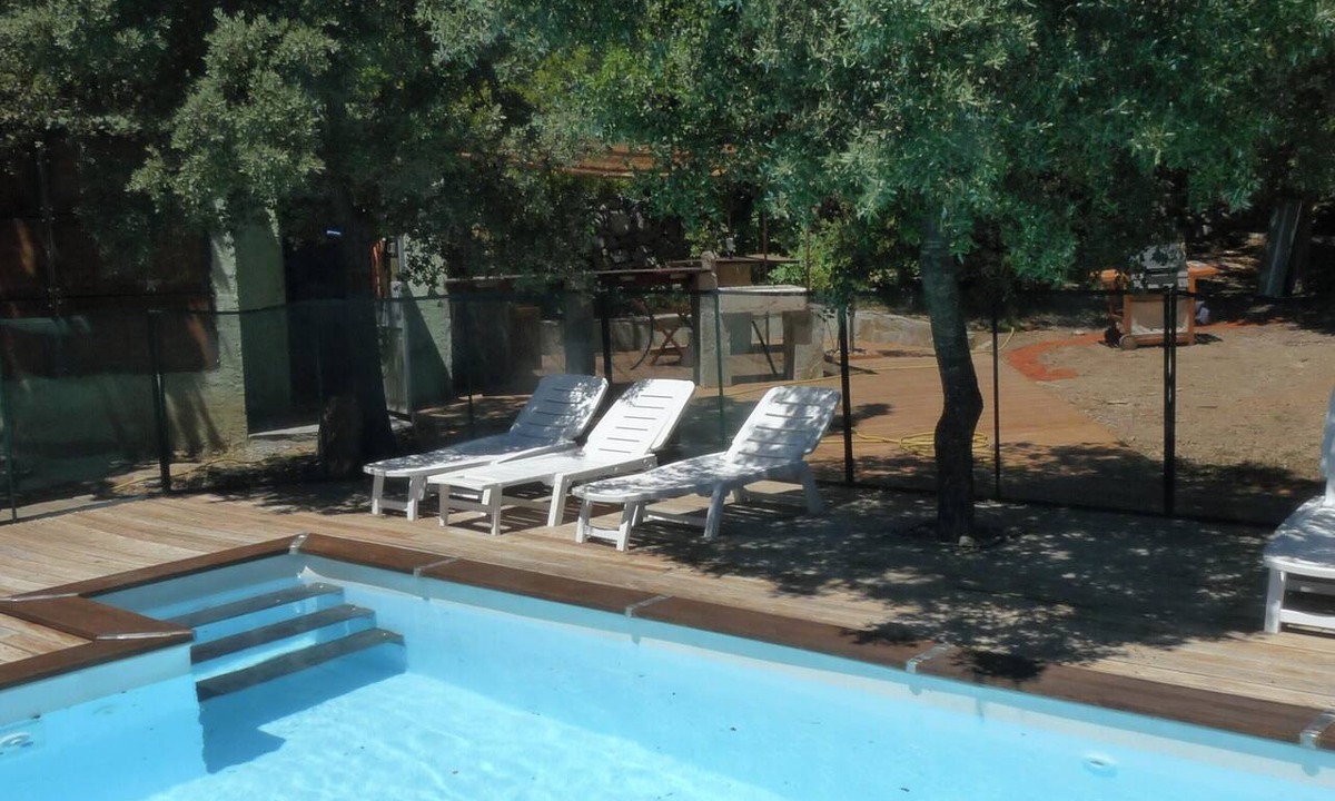 Besse-sur-Issole Villa | Homerez - Villa in Flassans