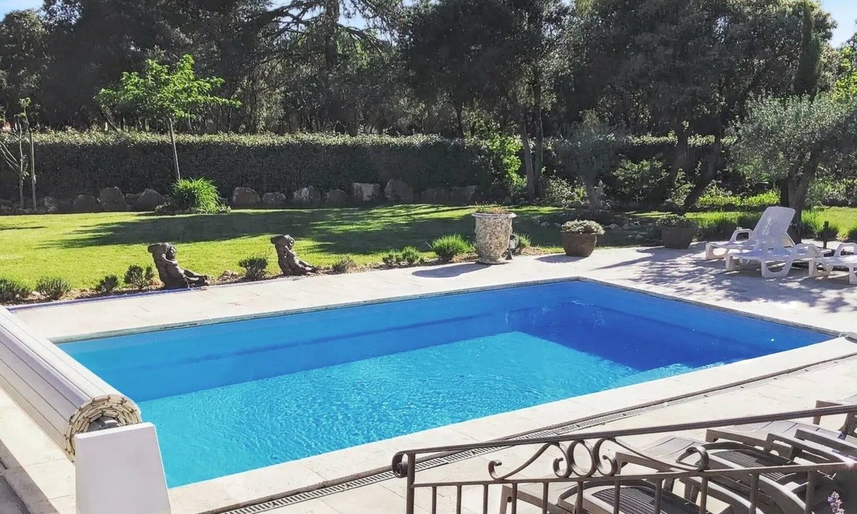 Regusse Villa | Homerez - Villa in Régusse
