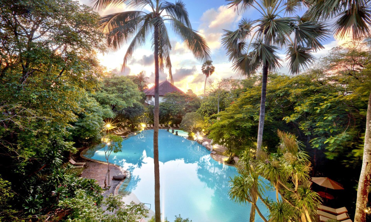 Legian Resort | Hotel Kumala Pantai