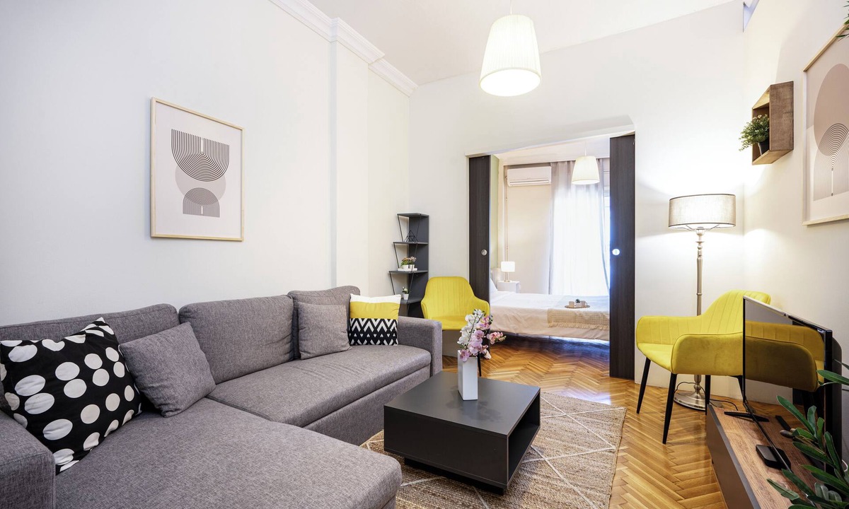 Thessaloniki Apartment | Houseloft Bianca Vision
