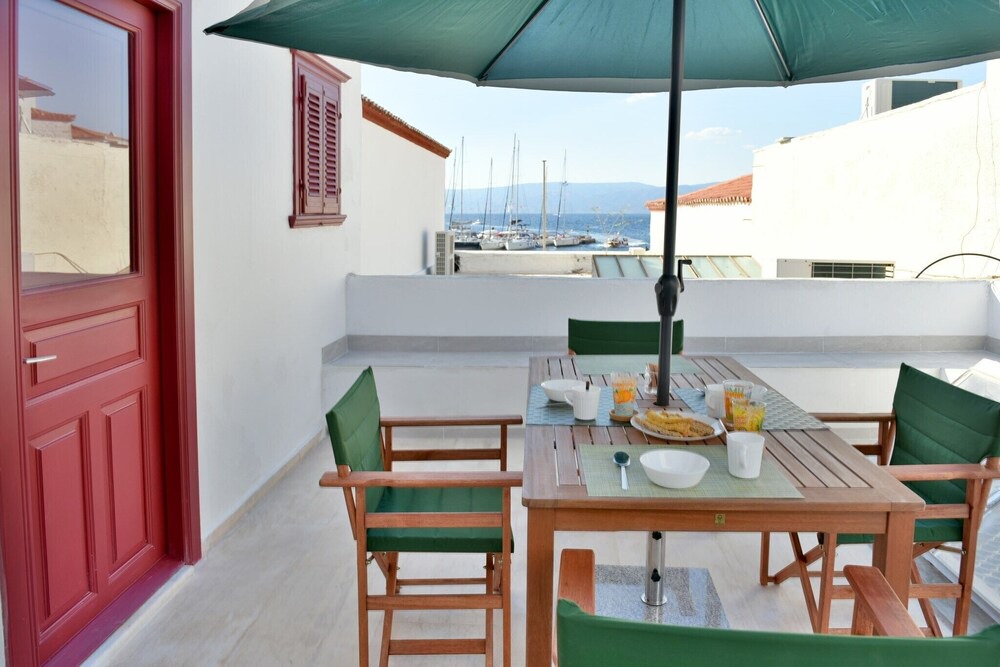 idhra Apartment | Hydra Port Apartments - Aphrodite
