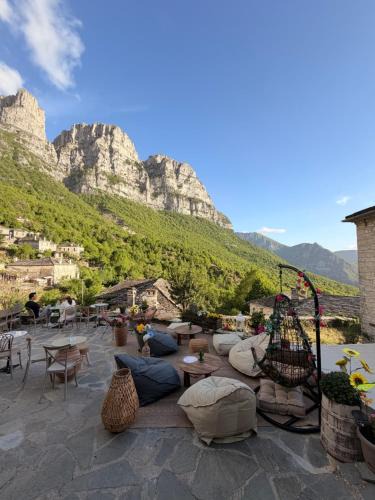 Mikro Papigko Hostel | Ikojenia Traditional Lodge