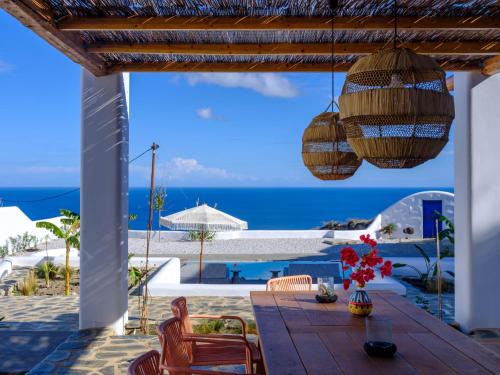 Imerovigli Apartment | Iliolousto Luxury Cave Villa