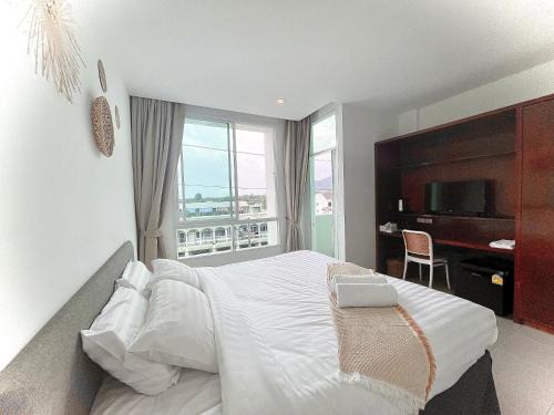Chalong Hostel | Investing in Phuket
