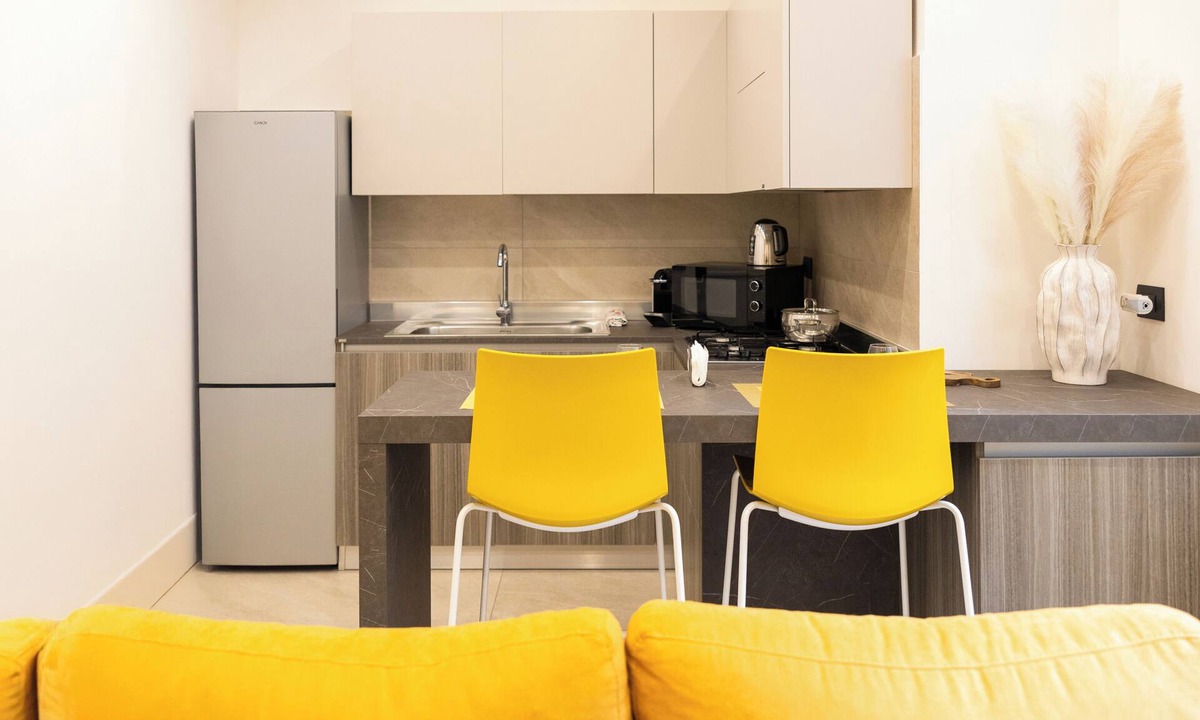 Caserta Apartment | Iris Modern Loft I Russo Hospitality