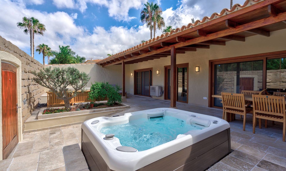 El Duque Ski Chalet | JARDINES DEL DUQUE