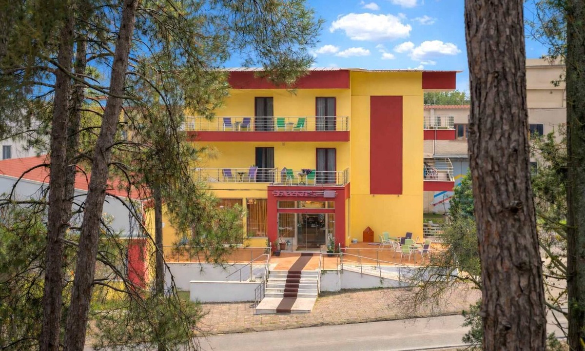 Elassona Condo | Jayne’s Rooms - Central Single Nest in Elassona