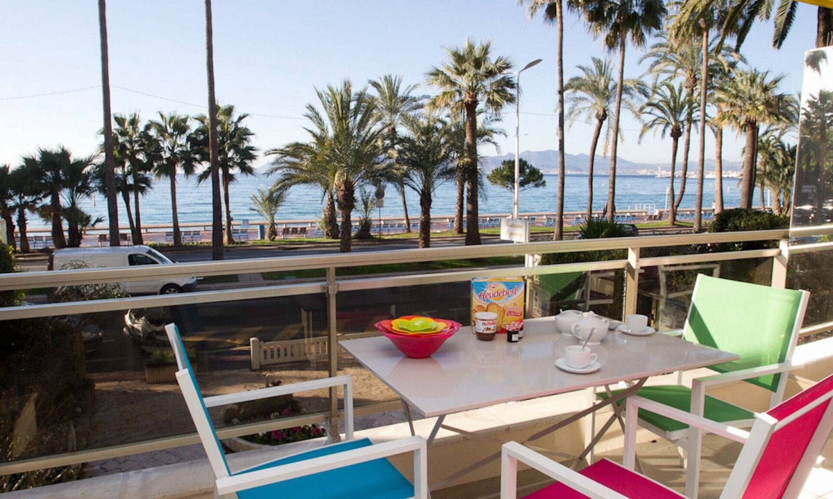 Pointe Croisette Apartment | Johnny-2027-On the Croisette with a beautifull view