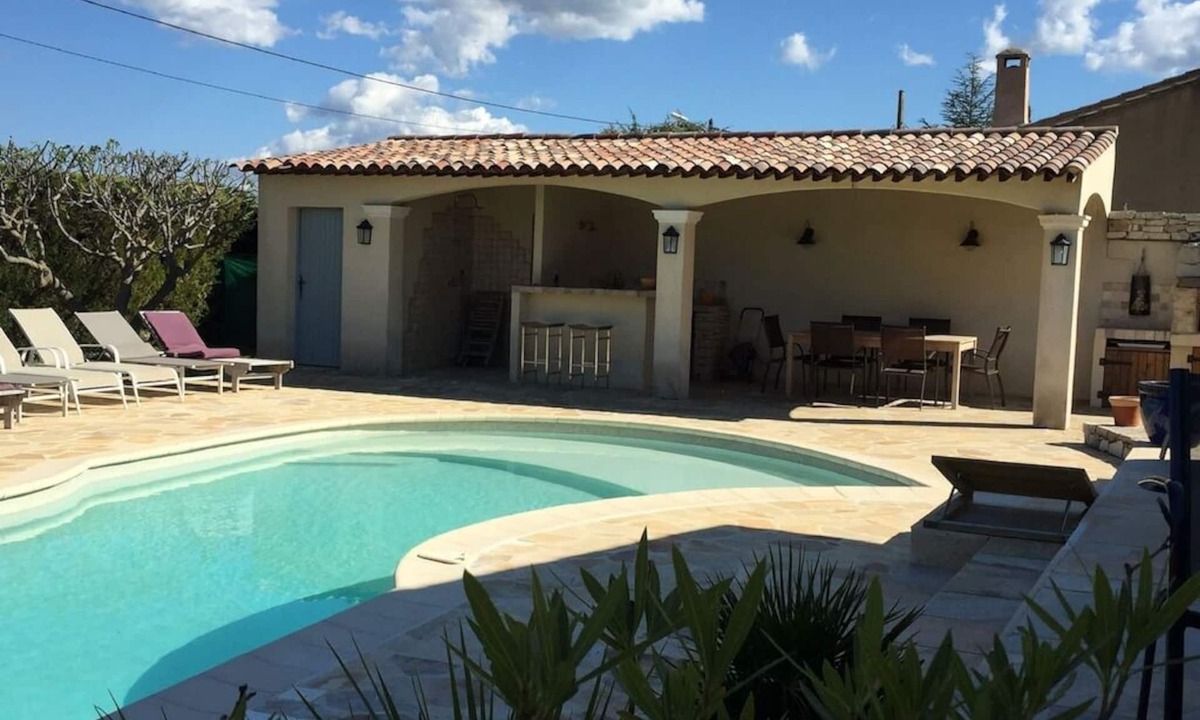 Regusse Villa | Just 10 minutes from the Gorges du Verdon! Beautiful, spacious villa with heated pool