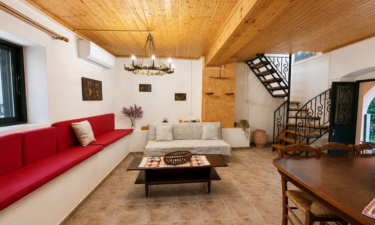 Achilleio House | Kansoneta-Traditional Mansion in Gastouri Village