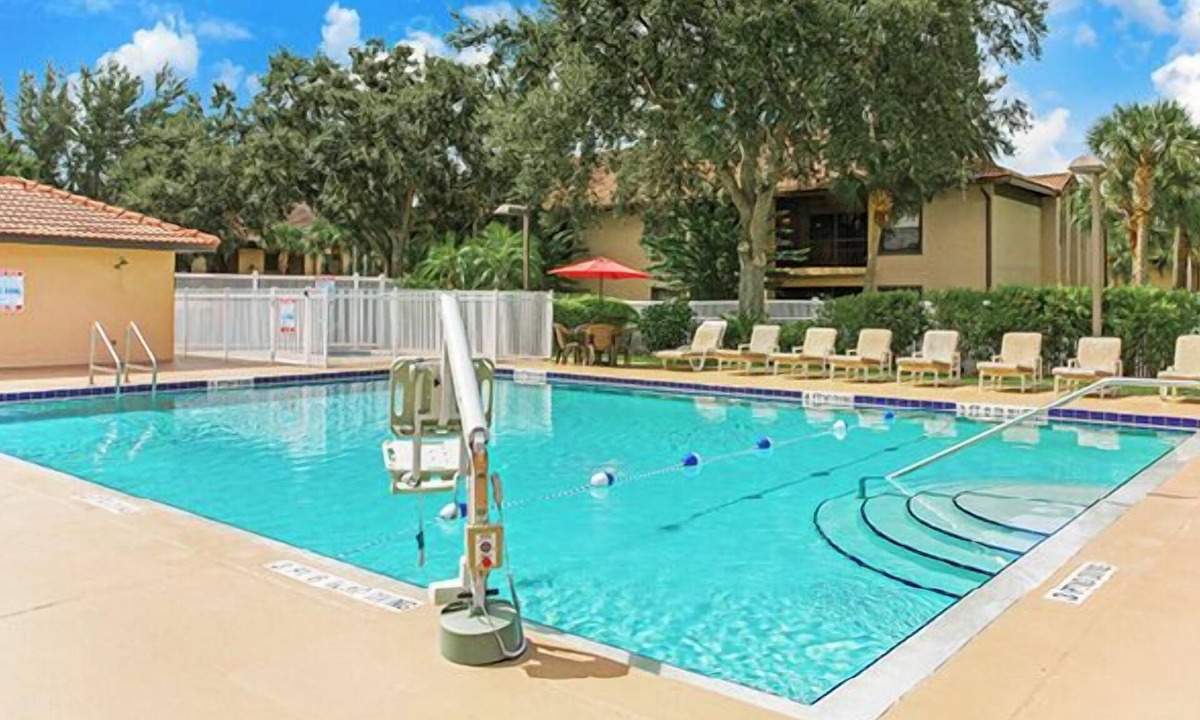 Solivita Villa | Kissimmee | Easy Golf Retreat | Pool + Golf