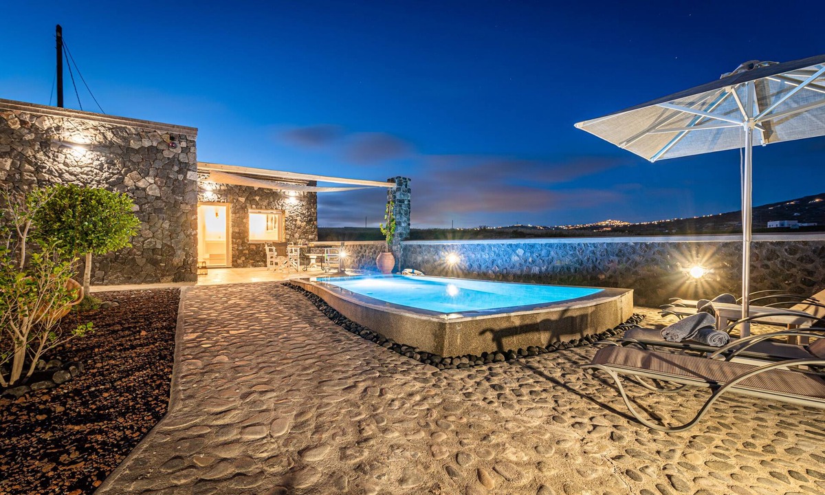 Vlychada Villa | Klimata House - Private Hot Tub Pool & BBQ Villa