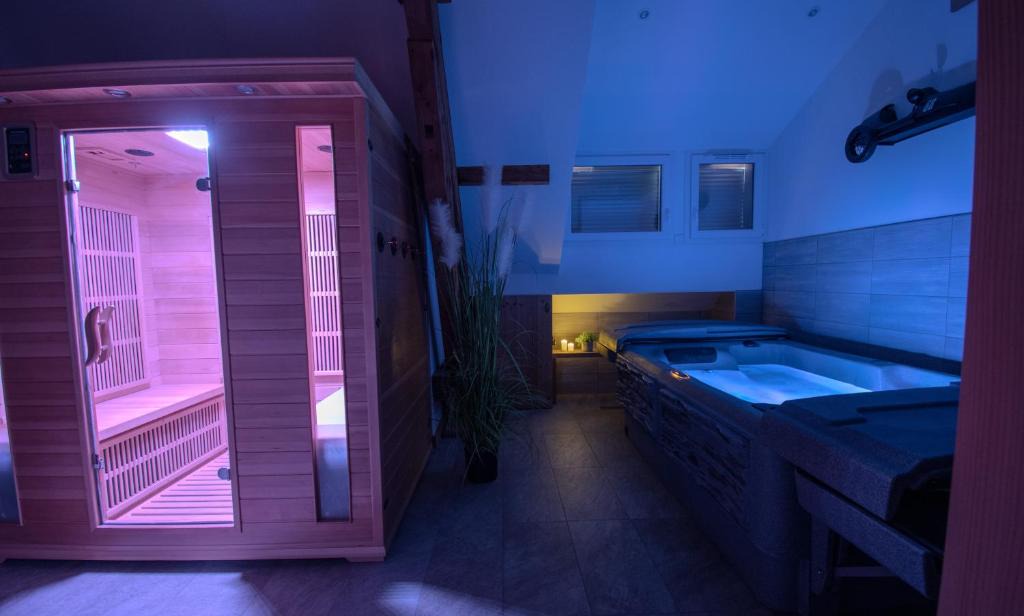 Cluses Apartment | L'écrin Précieux - Clim, Spa, Sauna - 2 suites parentales