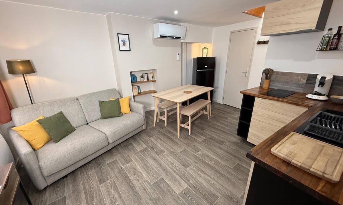 Clermont-Ferrand Apartment | L'endormi 3 - Hypercentre - 10min from Jaude All on foot