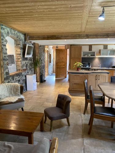 Sixt-Fer-a-Cheval Apartment | LA FERME DU FAY