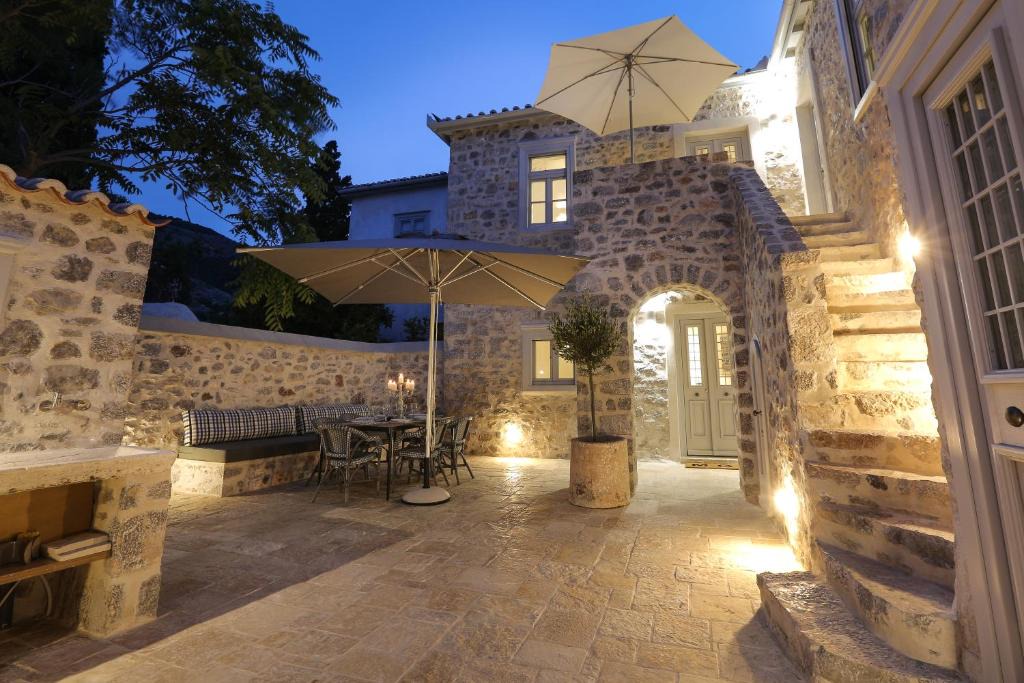 idhra Villa | La Maison de Marie Geraldine