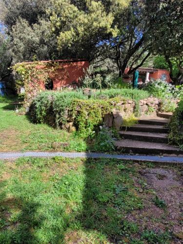 Puget-Ville Apartment | La Salamandre,Charmant T2 Calme et nature à Puget-Ville