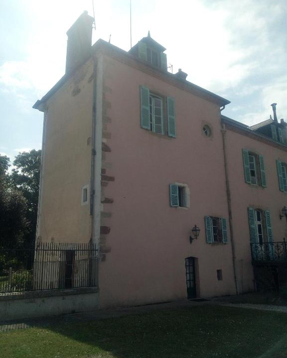 Villeneuve-sur-Allier House | La tour du Roy