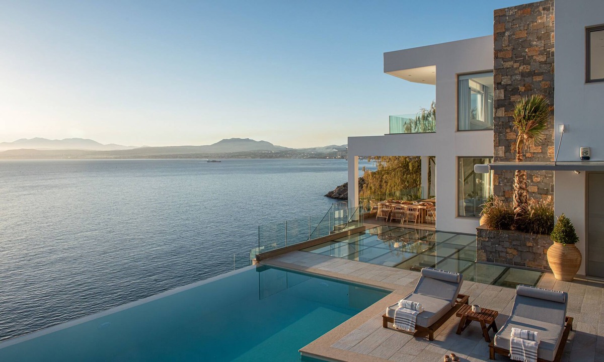 Agia Pelagia House | Lady Sea 6 Bedroom Villa with Heated Pool & Private Beach Access
