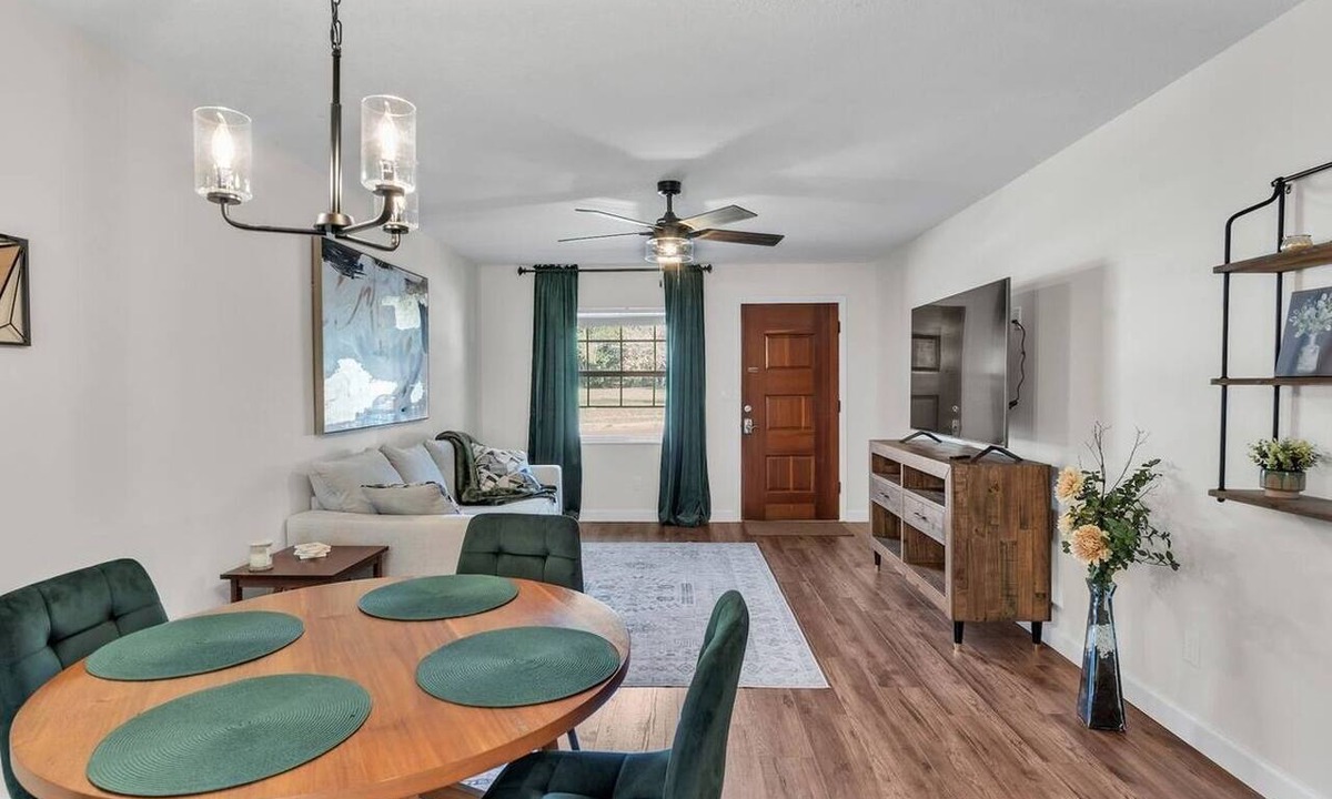 Dixieland Apartment | Lake Hunter Haven-Min to Baseball Armory/FSC/SEU