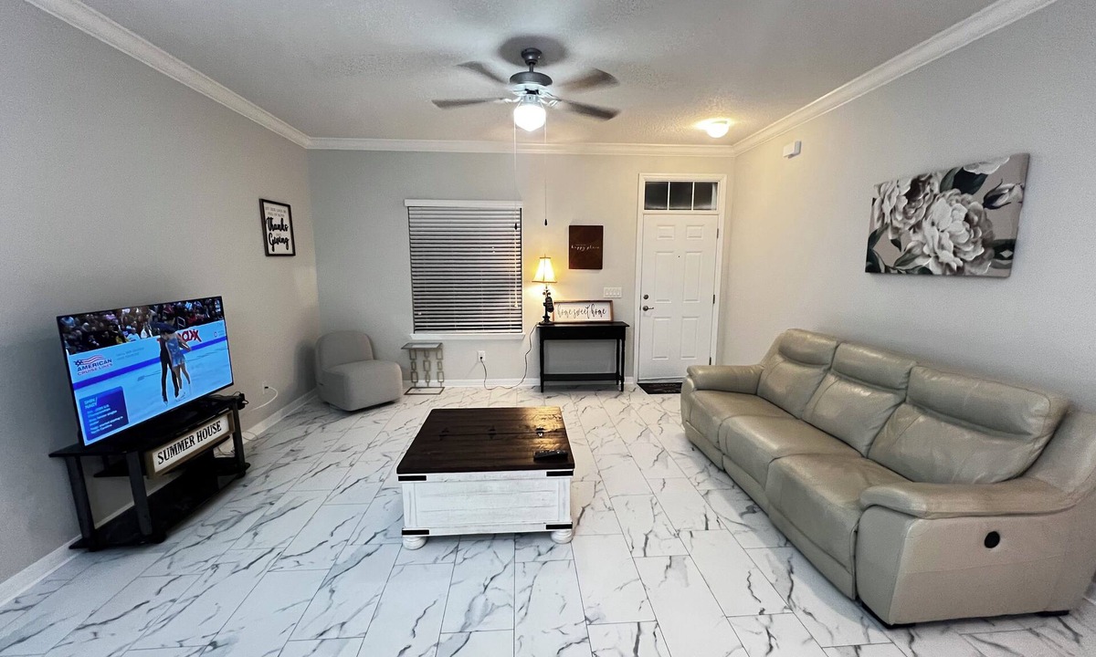 Haines City Villa | Lake view resort Villa
