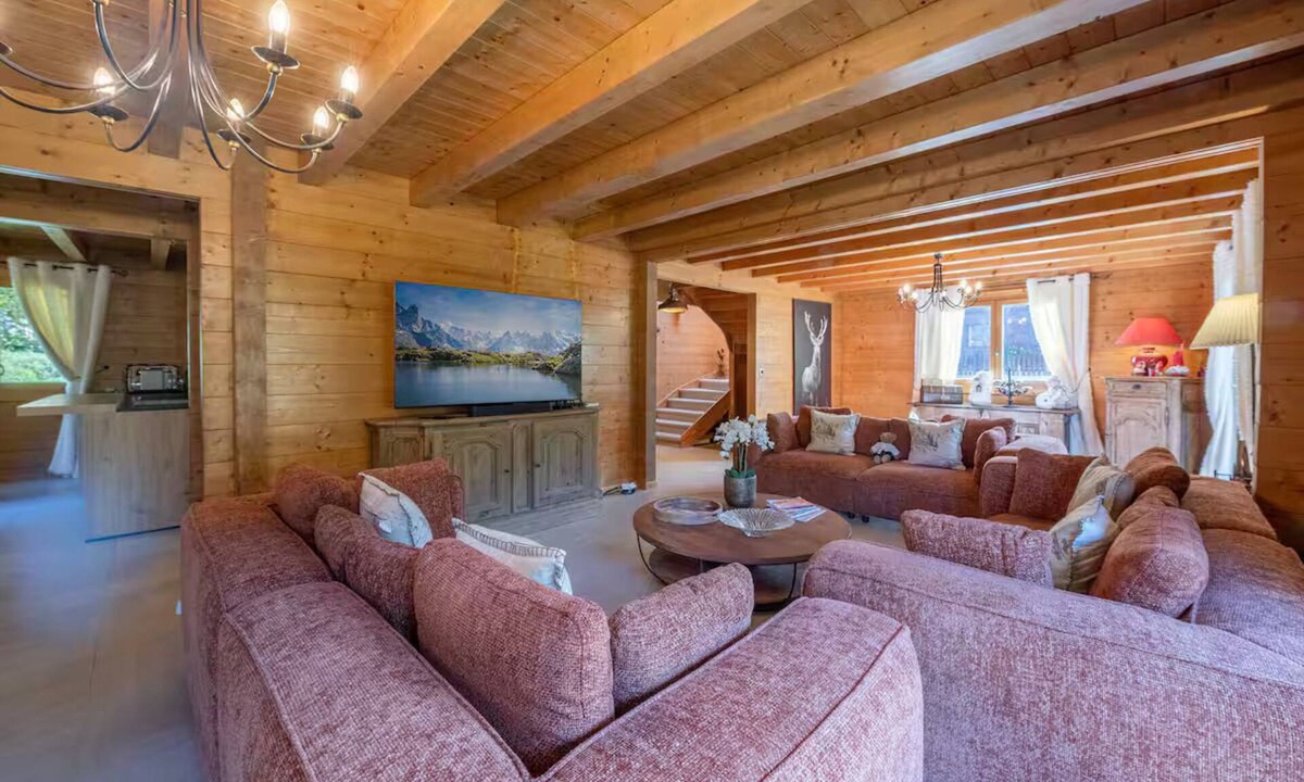 La Chapelle-d'Abondance Ski Chalet | Large 300m2 chalet for 14 people, modern comfort and mountain charm