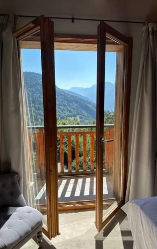 Vaujany Ski Chalet | Large private chalet in Vaujany