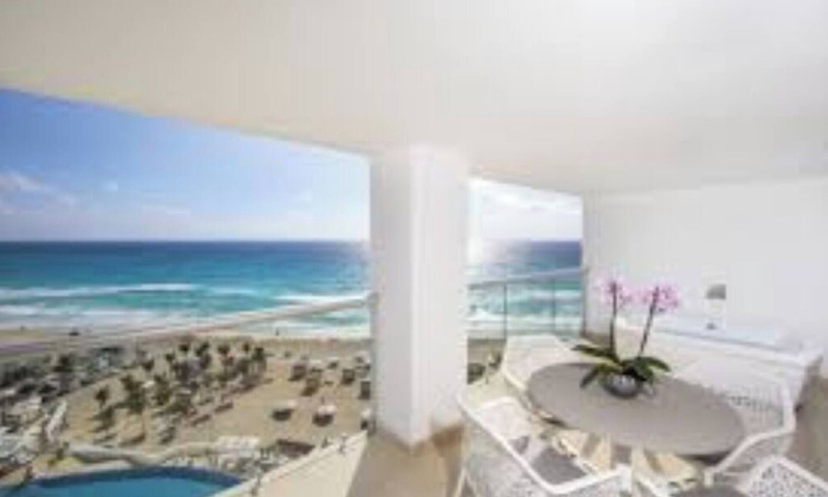 Punta Cancun Resort | Le Blanc Spa Resort (ADULTS ONLY) - Palace Elite Membership
