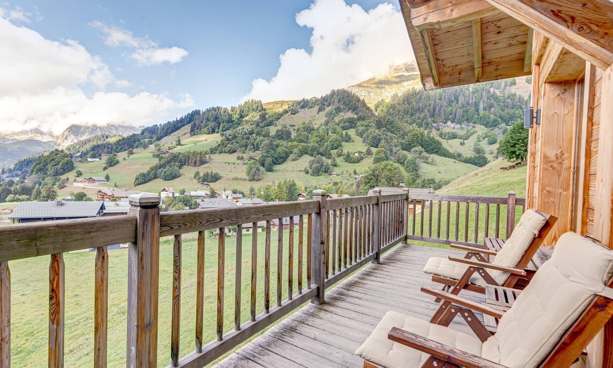 La Giettaz Ski Chalet | Le Chalet Blanc - Magnifique chalet sur les pistes