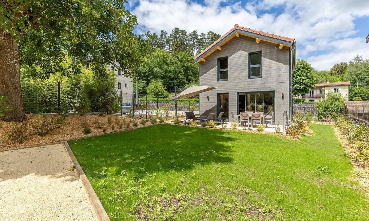Aydat House | Le chalet des 2 lacs