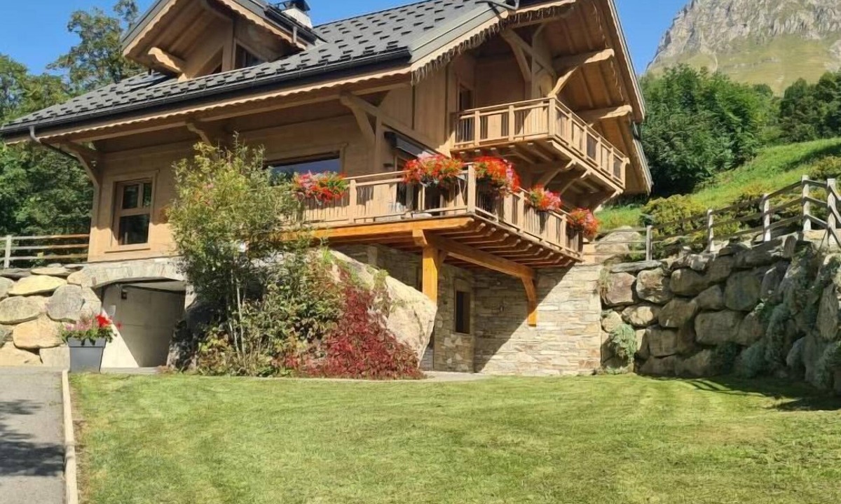 Albiez-Montrond House | LE Chalet DU Rocher - Albiez Montrond
