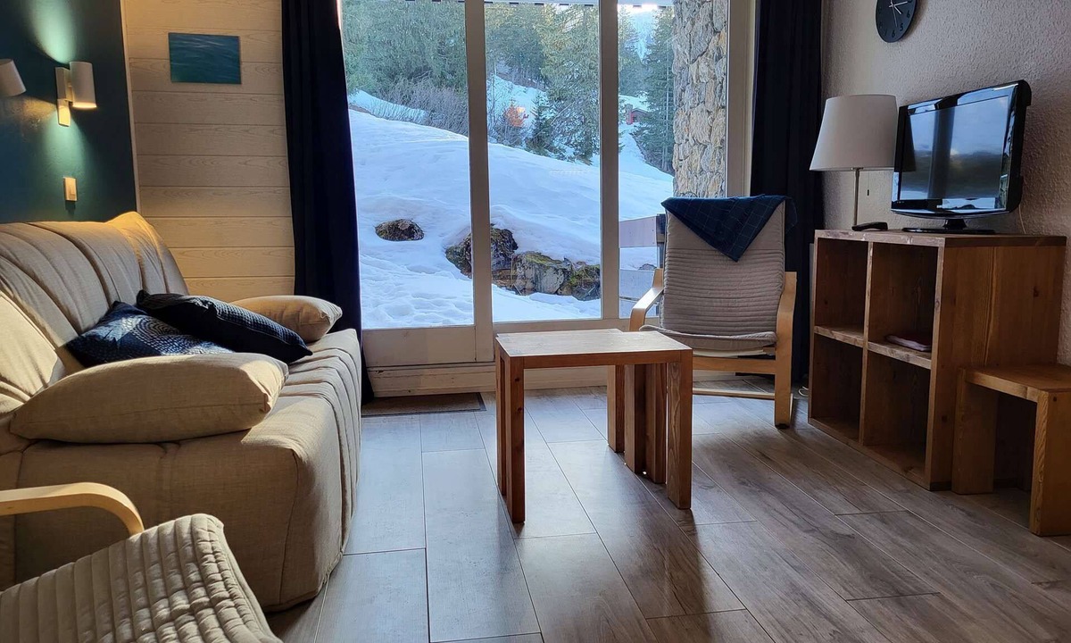 Valmorel Apartment | Le Cheval Noir 9 - Cosy renovated 2-room apartment with balcony