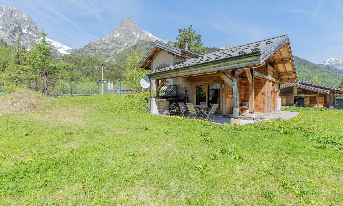 Vallorcine Ski Chalet | Le Hameau Du Buet - Ski Nature Views, Vallorcine (Argentiere), France