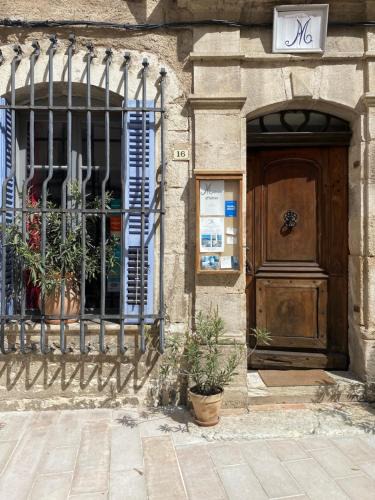 Riez Bed & Breakfast | Le "M" Maison d hôtes