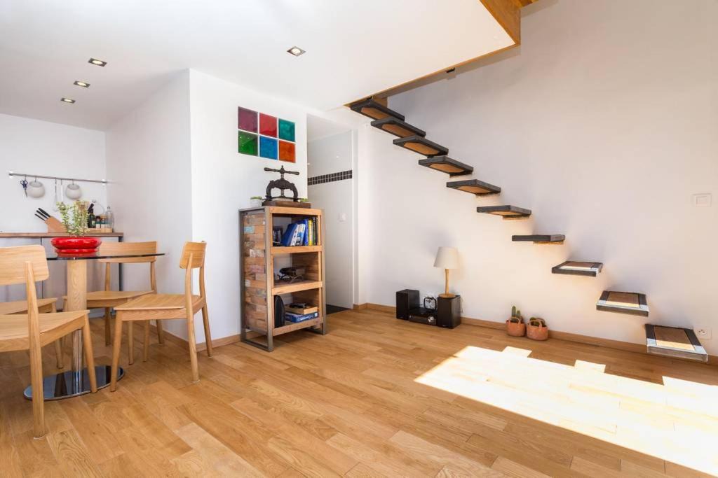 Villefranche-sur-Mer Apartment | Le Noble in Scenic Villefranche Sur Mer