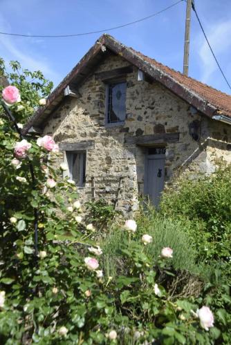 Coussac-Bonneval House | Le Potagîte, Gîte dans un jardin potager Limousin