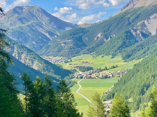 Arvieux Apartment | Les granges d'Arvieux vue sur le Queyras