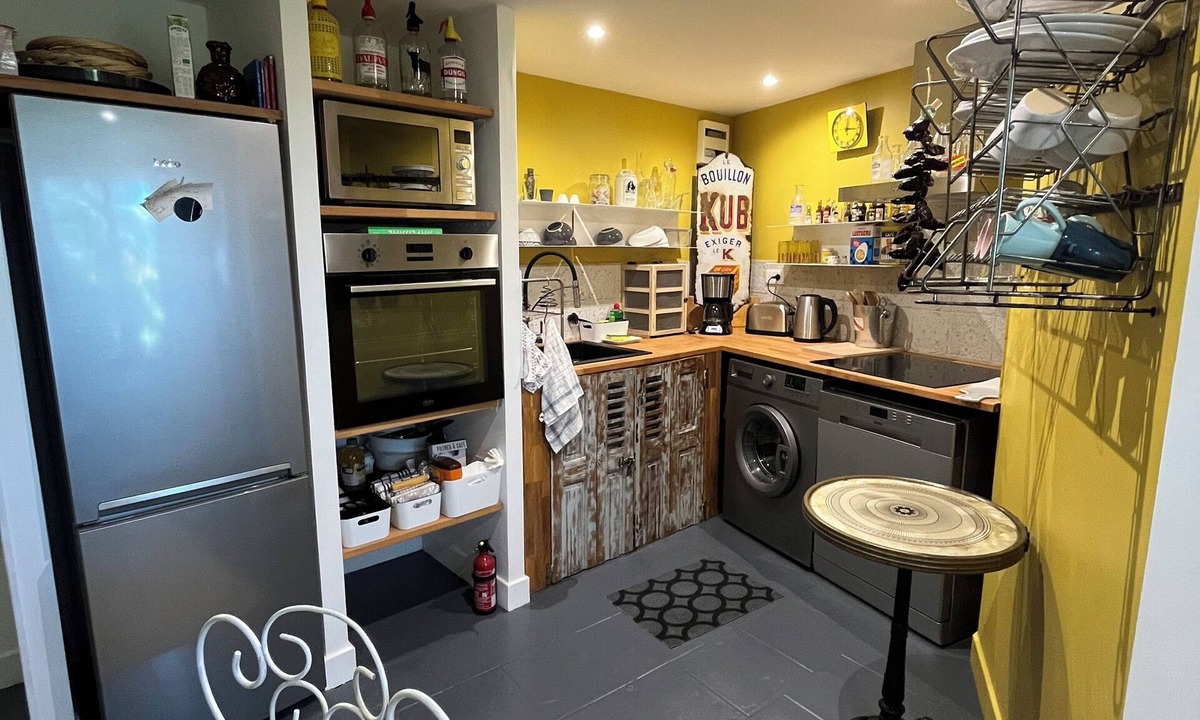 Riom Bed & Breakfast | Les Hirondelles du Marais