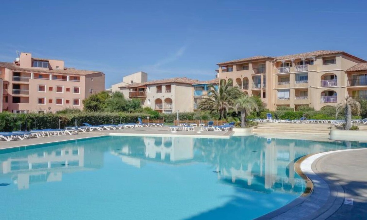 Six-Fours-les-Plages Apartment | Les Rivages de Coudoulière by Interhome