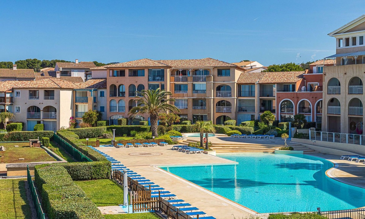 Six-Fours-les-Plages Apartment | Les Rivages de Coudoulière by Interhome