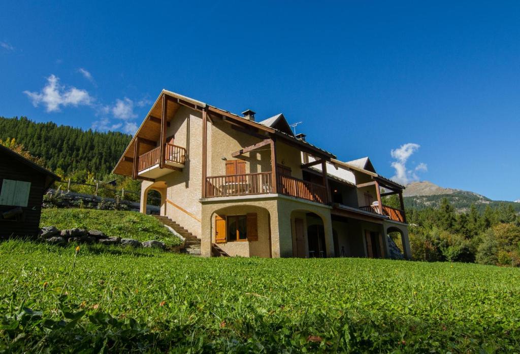 Puy-Saint-Vincent Ski Chalet | Les Ribambelles