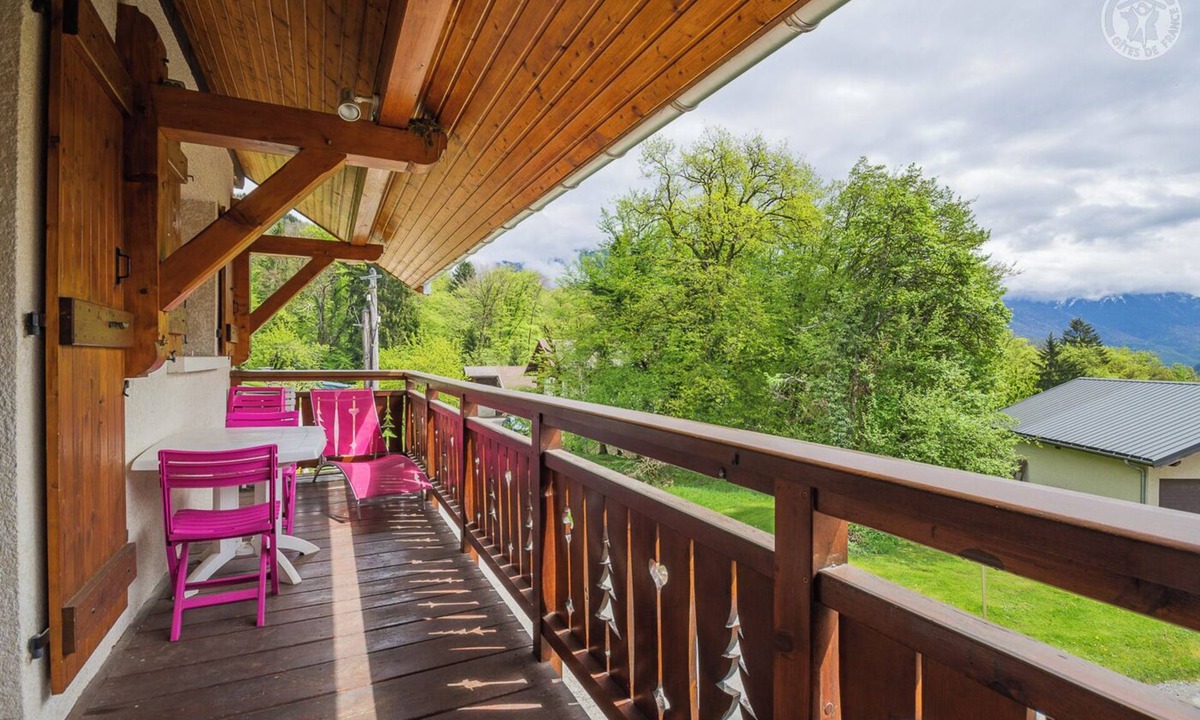 Pallud House | LES VERGERS DE BERMOND