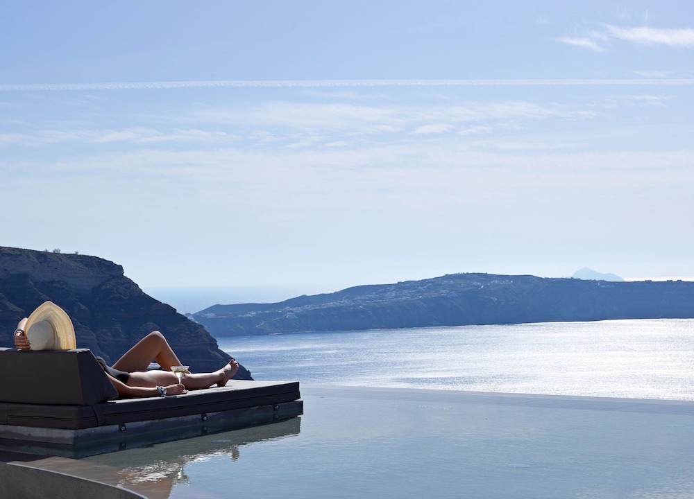 Fira Hotel | Lilium Hotel