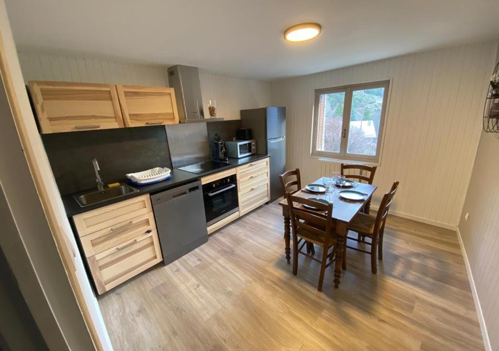 La Roche-de-Rame Apartment | Logement Pays des Écrins