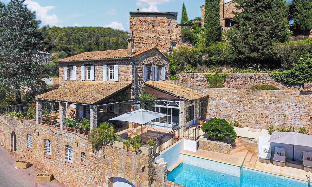 Les Arcs-sur-Argens House | Lovely home in Les Arcs with private swimming pool, can be inside or outside