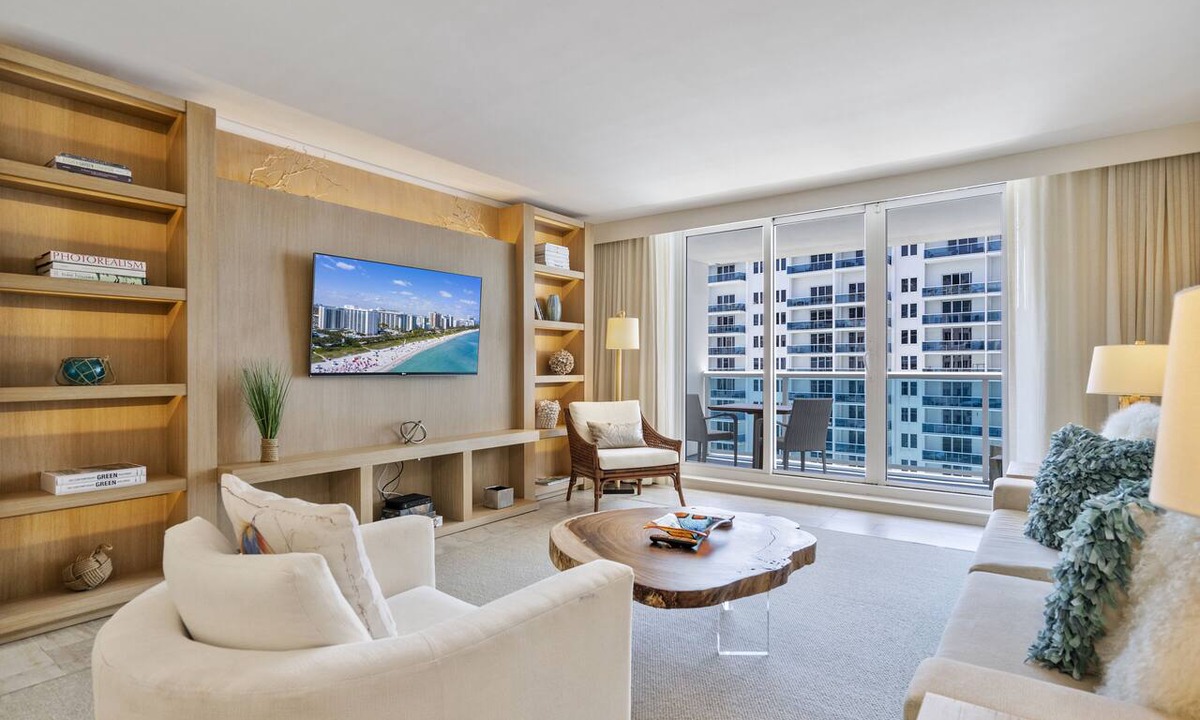 Mid Beach Condo | Luxurious 1/1 Ocean View Condo 1202 - Located at 1 Hotel & Homes South Beach