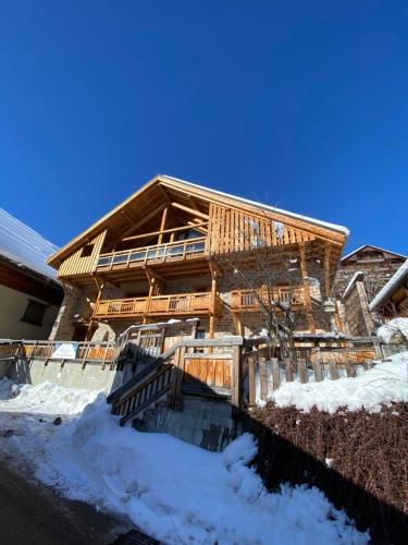 Vaujany Apartment | Luxurious Chalet Apartments - Chalet Serendipité