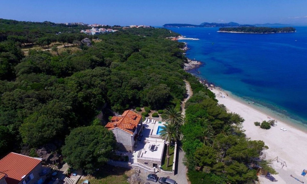 Babin Kuk Villa | Luxury Beachfront Villa Dubrovnik Oasis with Pool