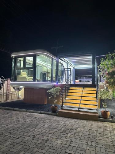 Wichit House | Luxury Capsule Haus Phuket
